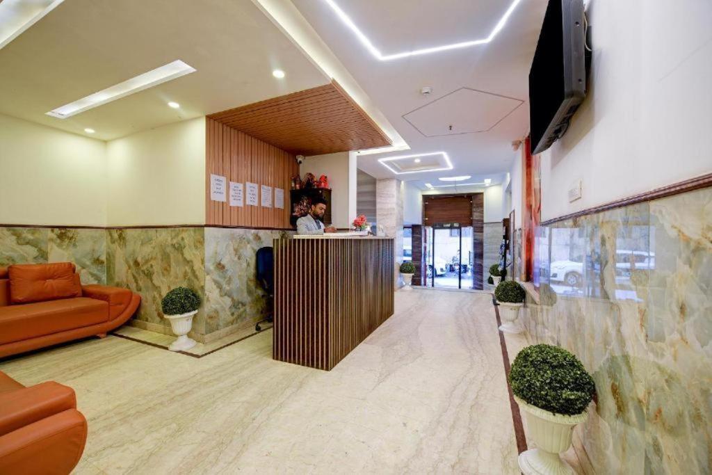 Hotel Rosewood Near Delhi Airport New Delhi Exterior photo
